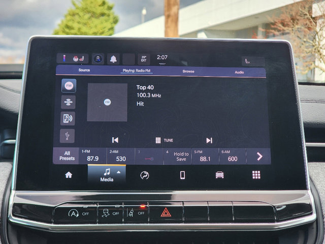 Certified 2022 Jeep Compass Latitude w/ Sun and Sound Group image 9