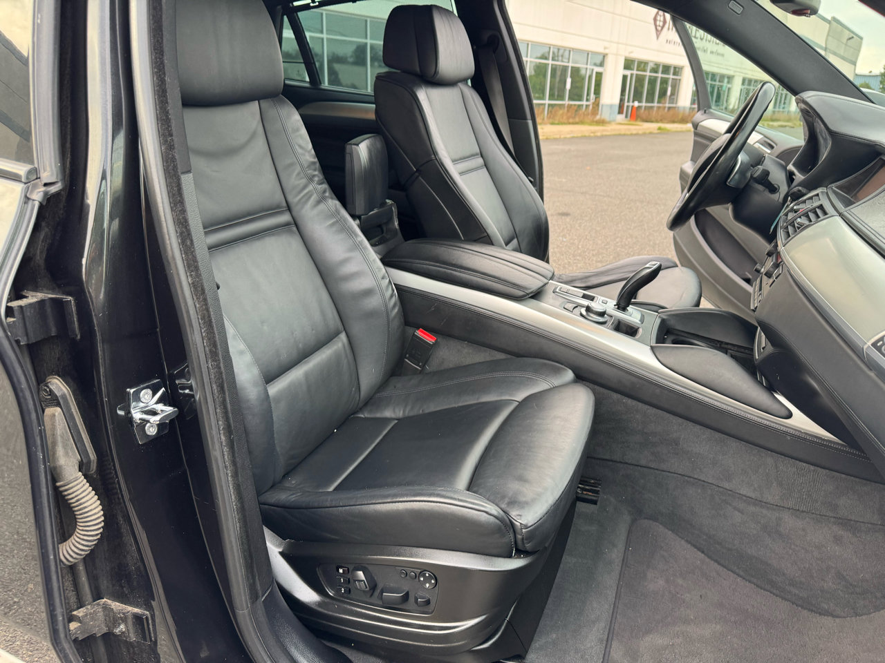 Used 2009 BMW X6 xDrive50i image 15