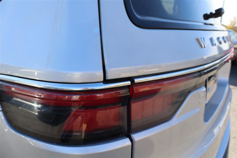 Used 2024 Jeep Wagoneer Series III image 27