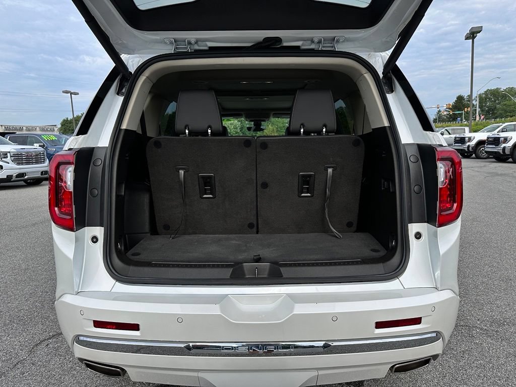 Used 2023 GMC Acadia Denali w/ Denali Ultimate Package AWD/4WD image 43