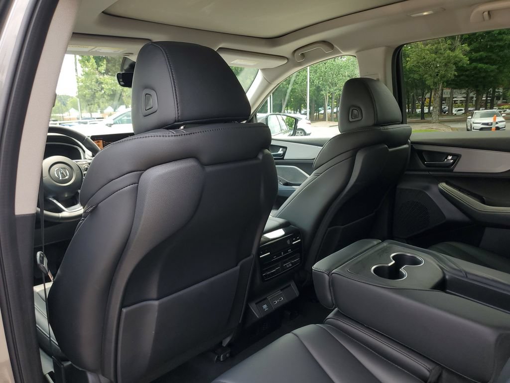 Certified 2023 Acura MDX FWD image 12