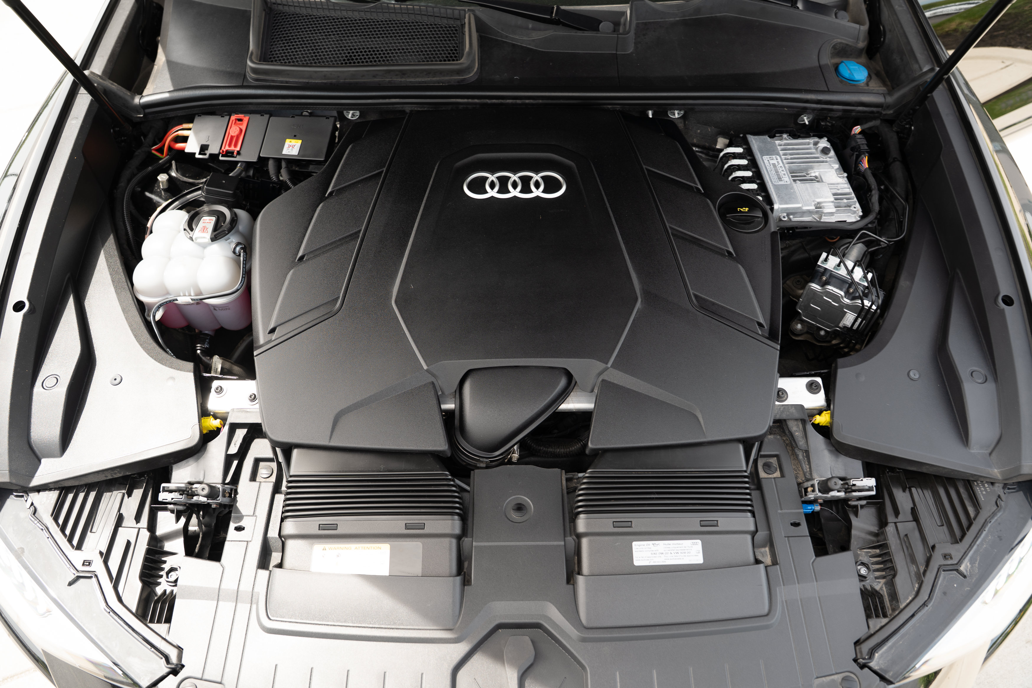Certified 2023 Audi Q8 Premium Plus AWD/4WD image 34