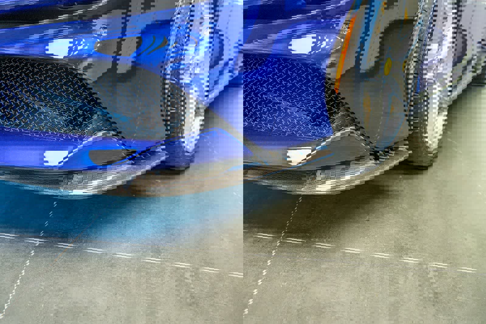 Used 2022 Ferrari SF90 Spider image 27