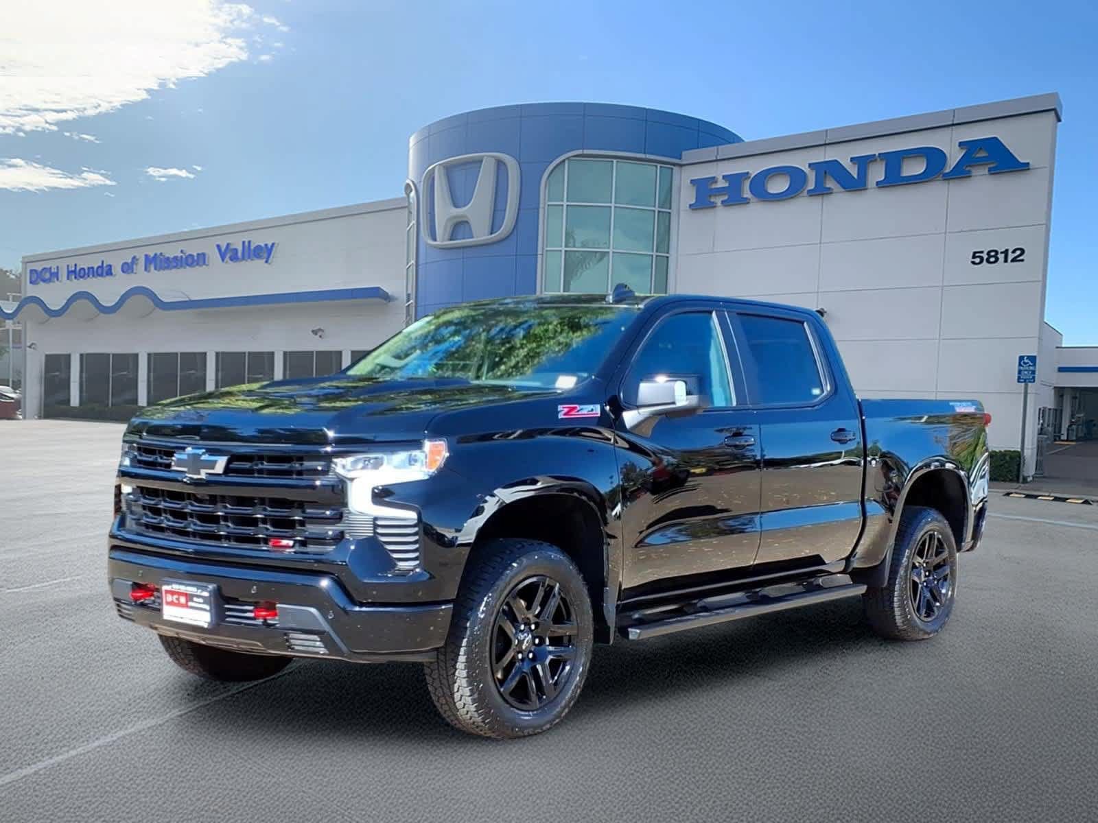 Used 2026 Chevrolet Silverado 1500 LT Trail Boss w/ LT Trail Boss Premium Package