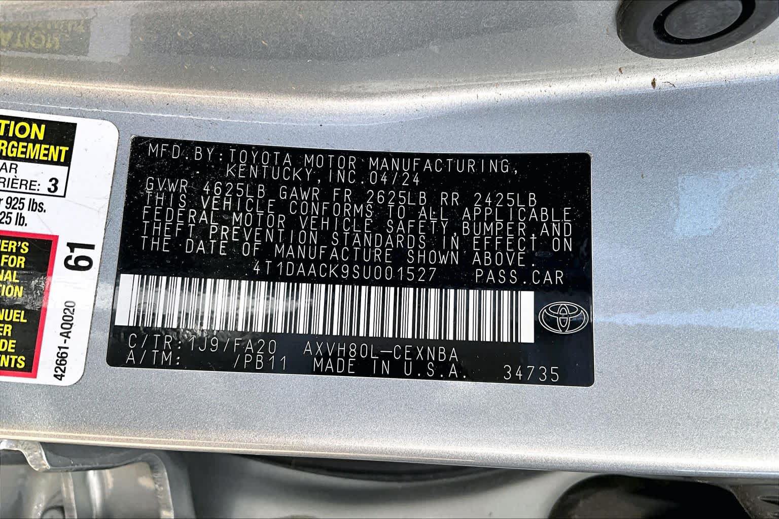Used 2025 Toyota Camry LE FWD image 34