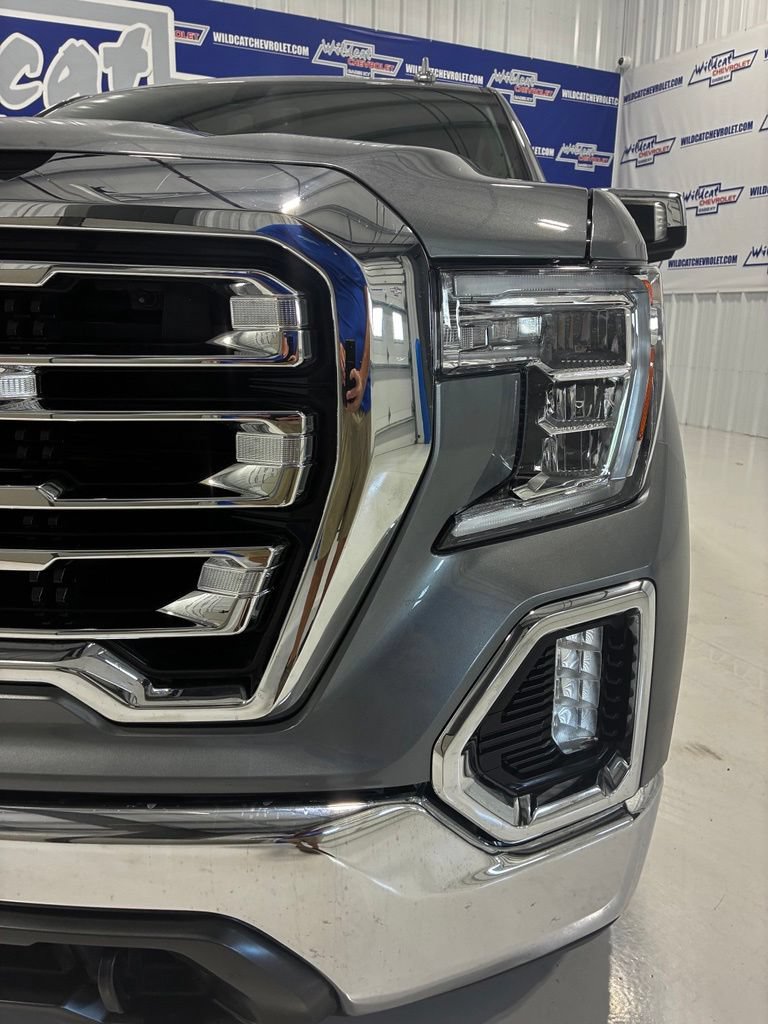 Used 2022 GMC Sierra 1500 SLT w/ SLT Convenience Package AWD/4WD image 12