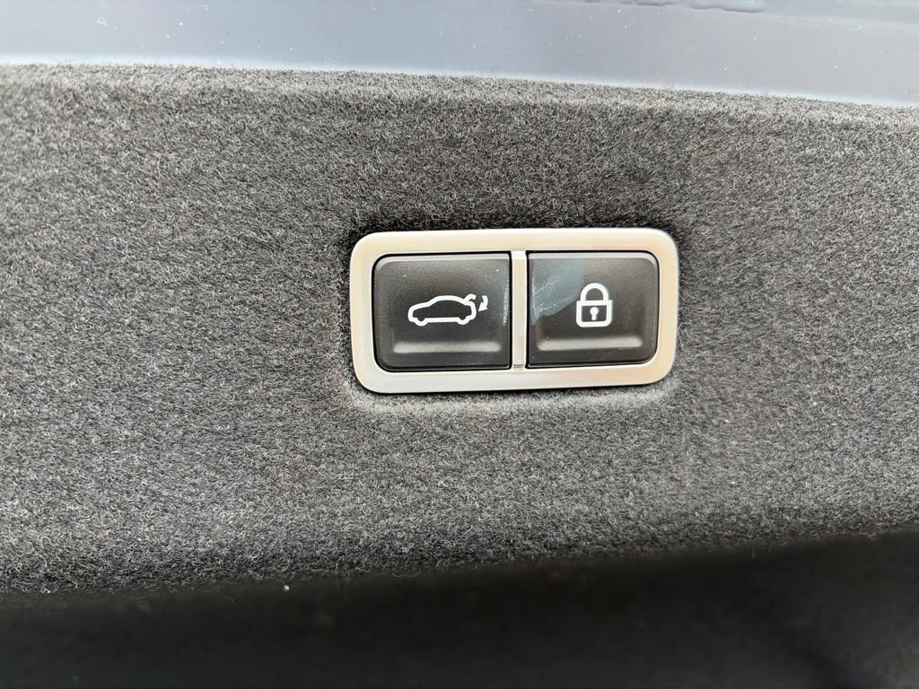Used 2023 Hyundai Ioniq 6 Limited AWD/4WD image 37