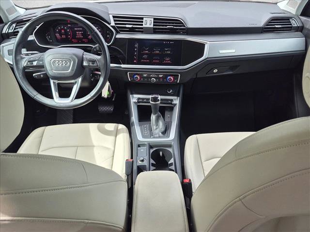 Used 2022 Audi Q3 2.0T Premium AWD/4WD image 16