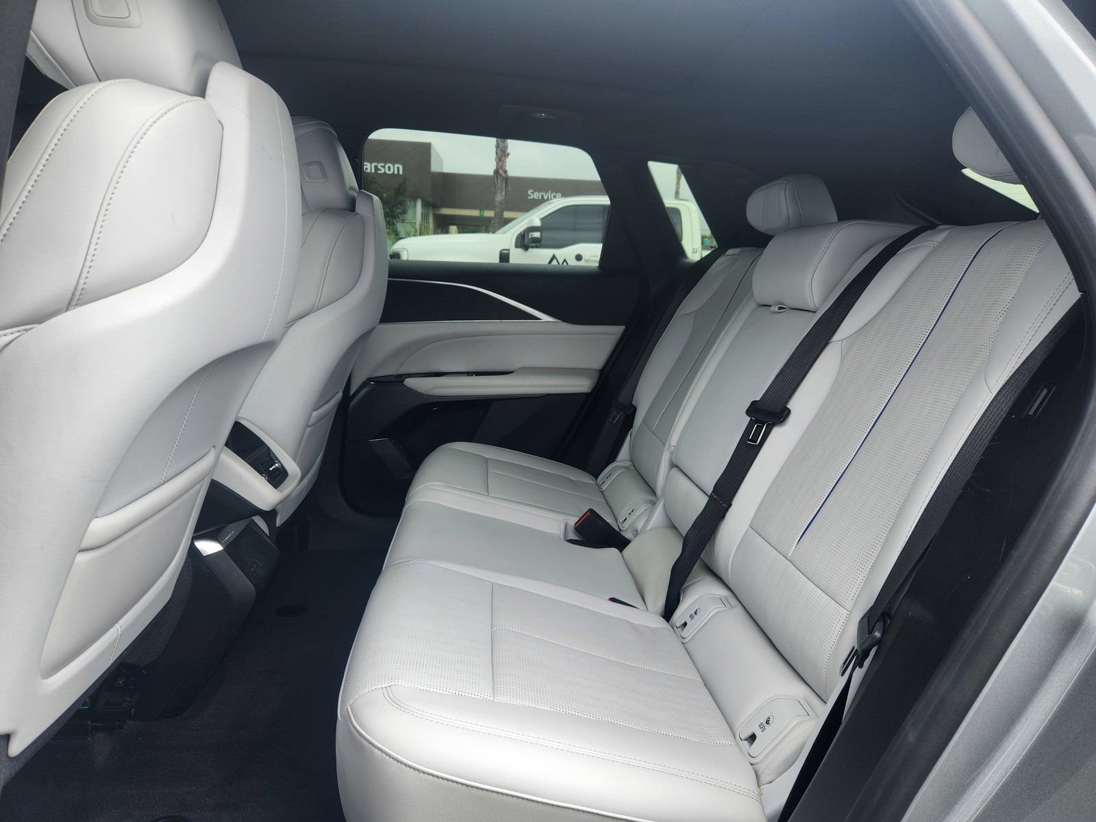 Used 2024 Cadillac Lyriq Sport AWD/4WD image 8