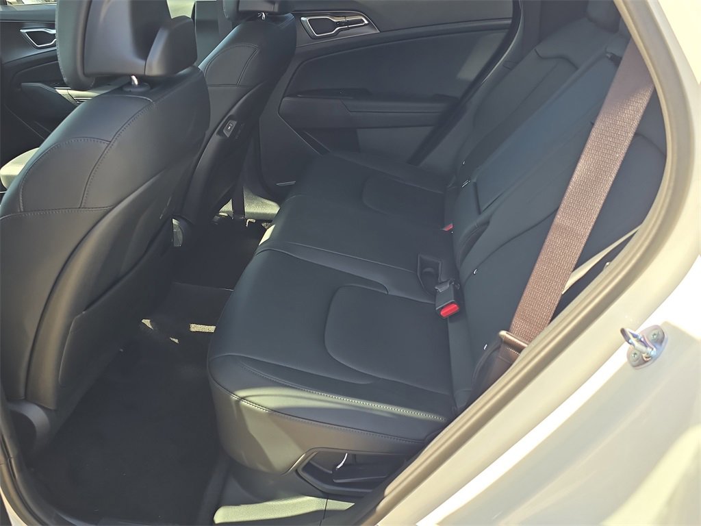 New 2026 Kia Sportage EX image 17