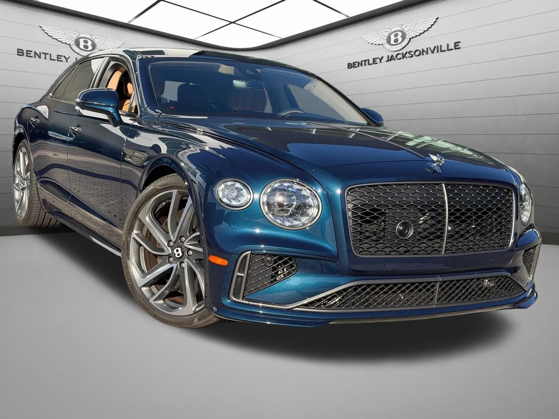 Used 2025 Bentley Flying Spur Plug-In Hybrid