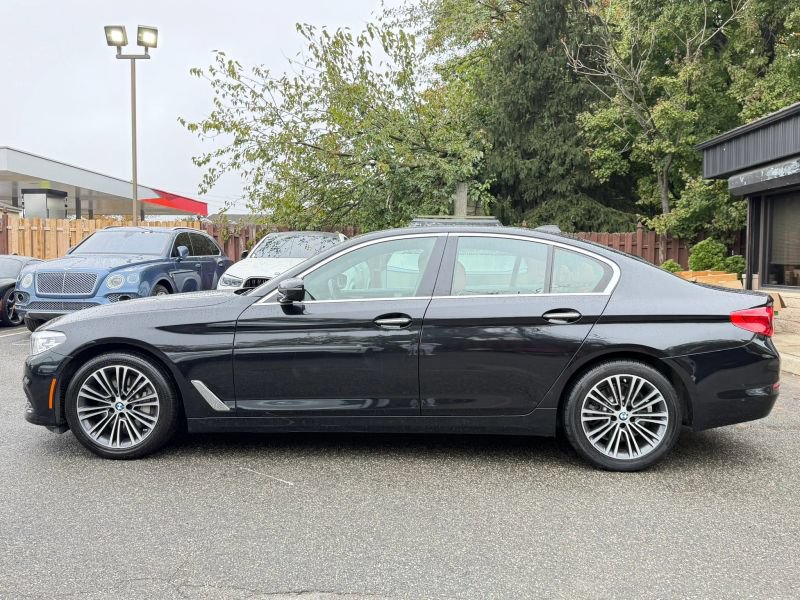 Used 2018 BMW 530i xDrive AWD/4WD image 9