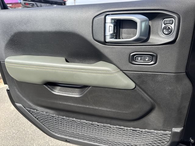 New 2026 Jeep Gladiator Mojave AWD/4WD image 30
