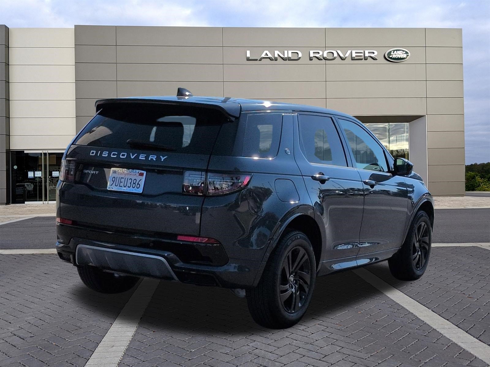 Used 2025 Land Rover Discovery Sport S AWD/4WD image 5