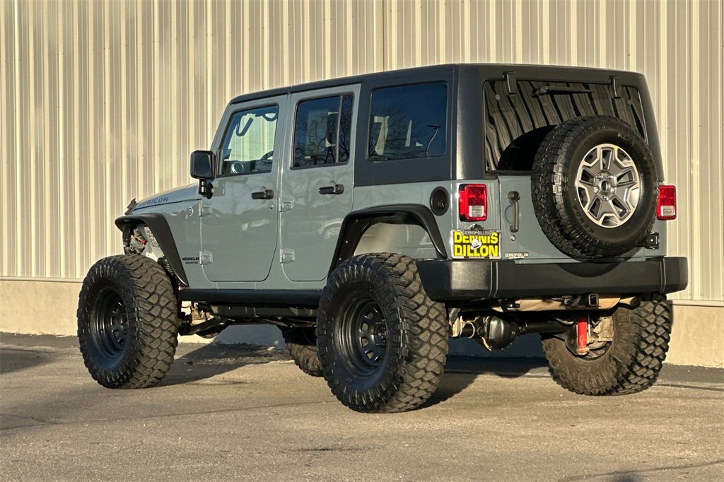 Used 2015 Jeep Wrangler Unlimited Rubicon w/ Connectivity Group image 7