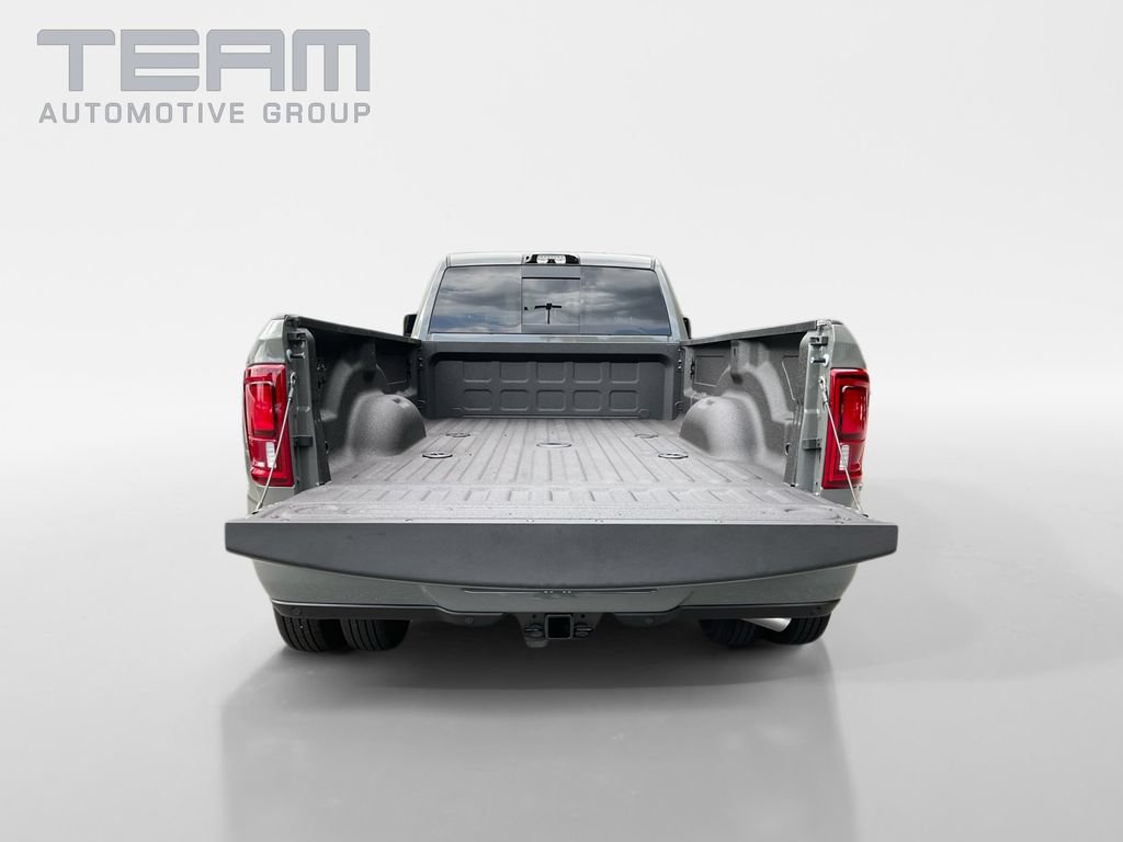 New 2027 RAM 3500 Big Horn AWD/4WD image 13