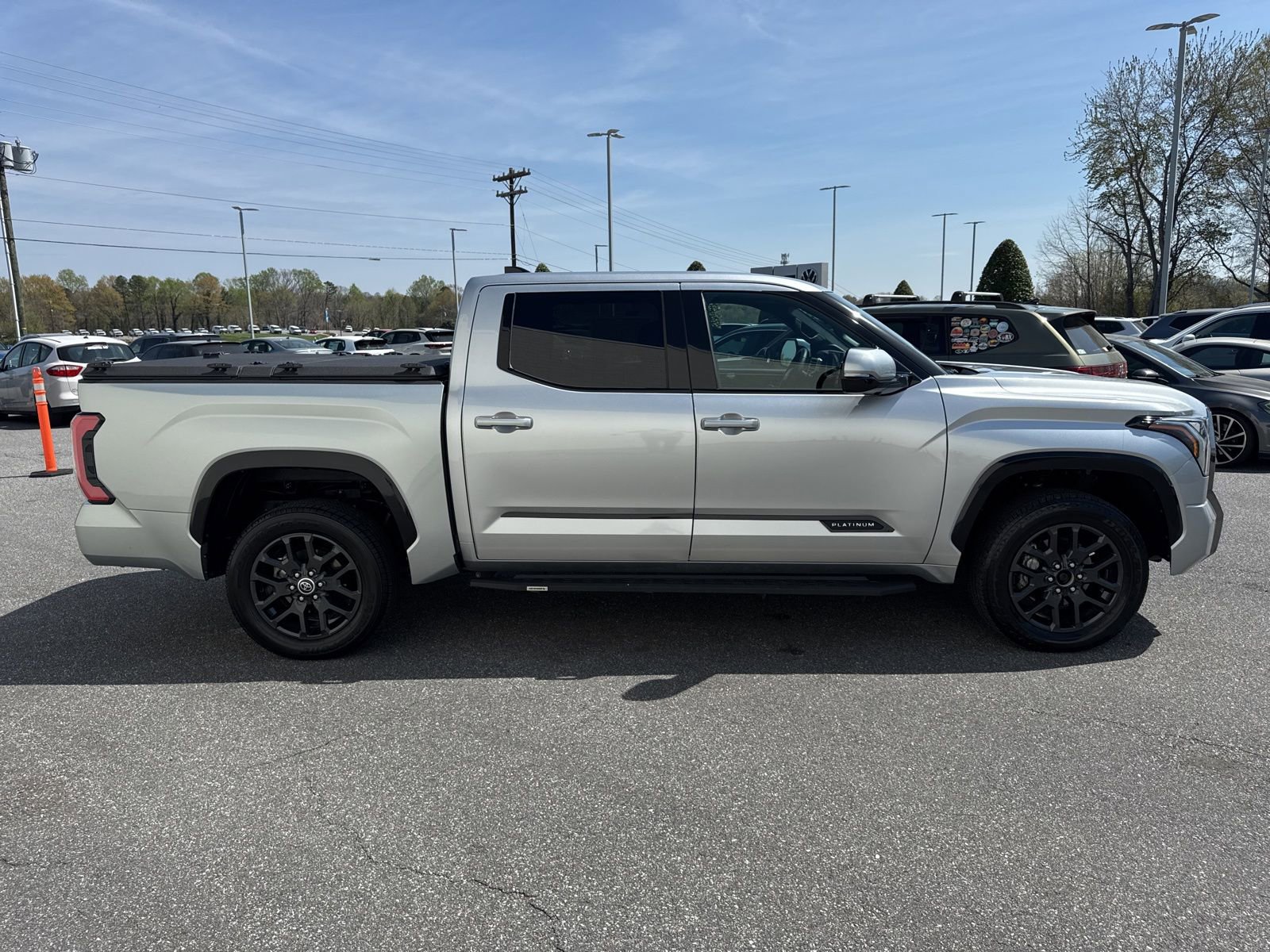 Used 2023 Toyota Tundra Platinum image 8
