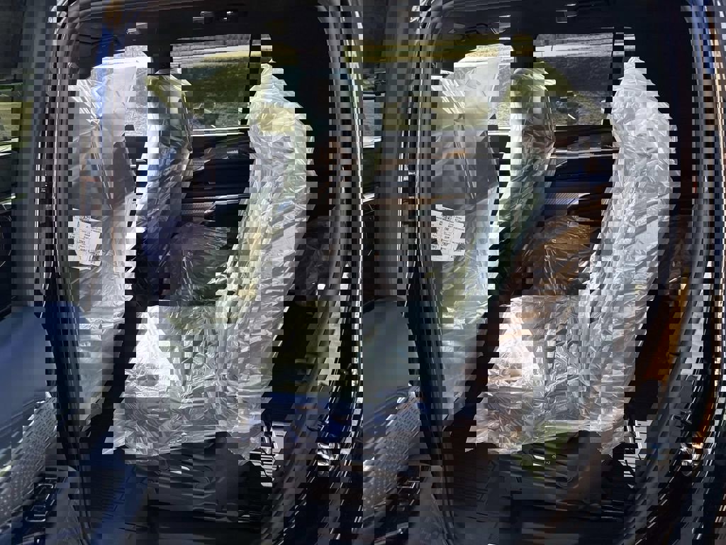 New 2026 Cadillac Escalade IQL Luxury image 9