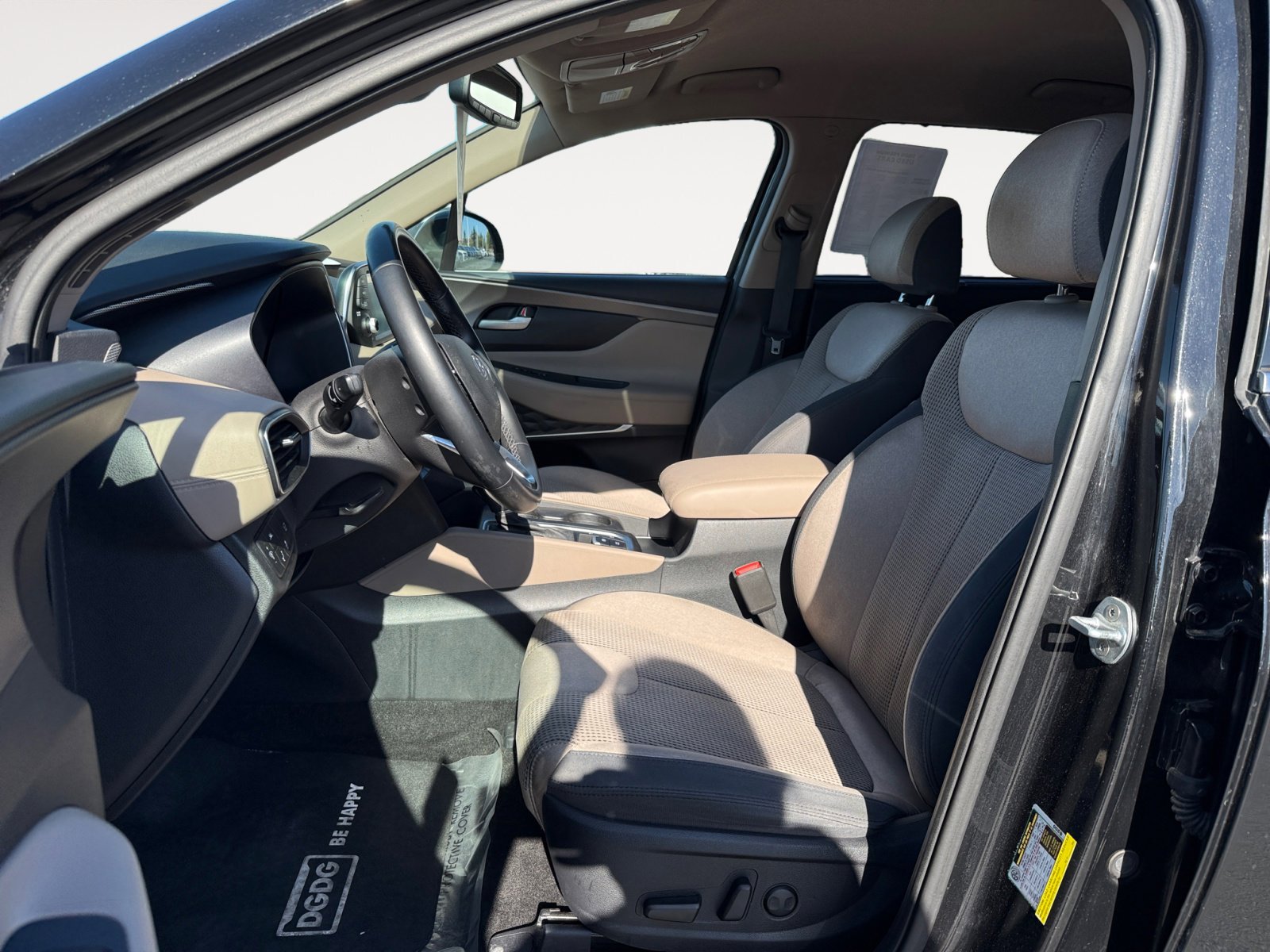 Used 2020 Hyundai Santa Fe SEL w/ Convenience Package image 10