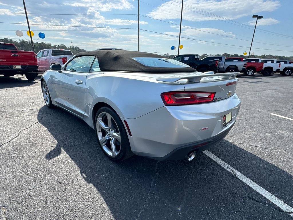 Used 2017 Chevrolet Camaro SS image 8