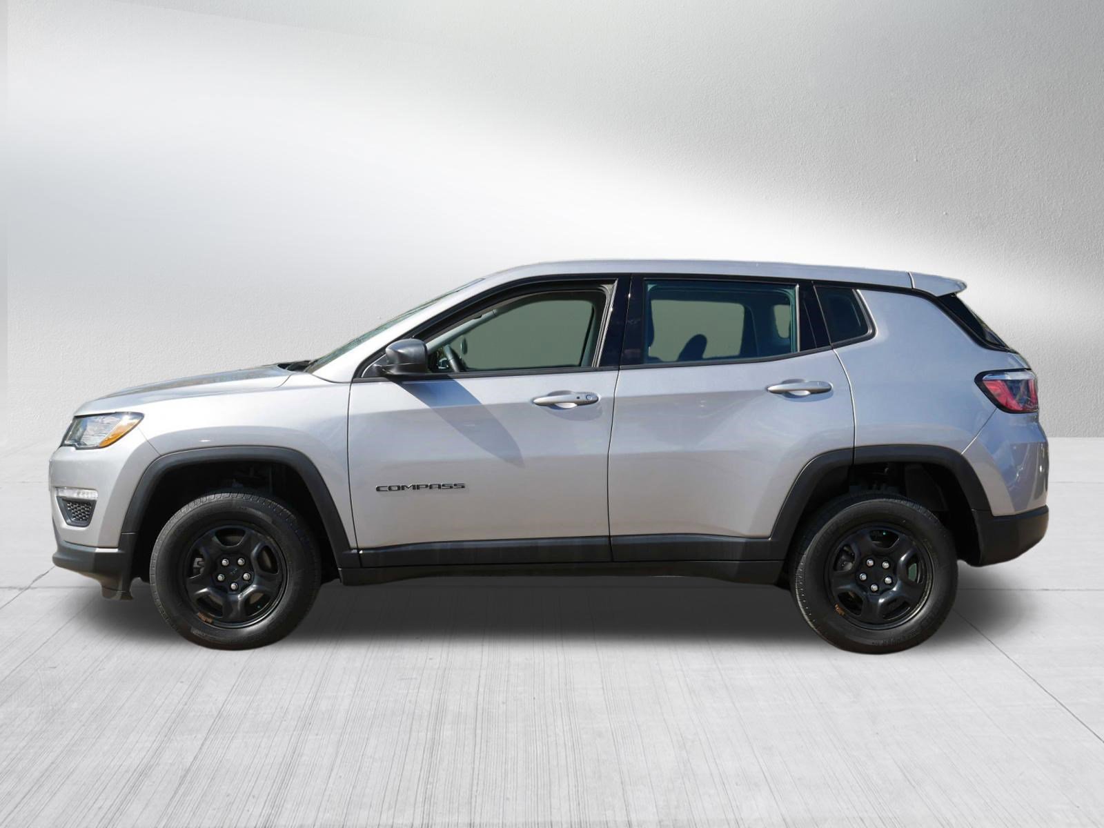Used 2018 Jeep Compass Sport w/ Tech Group AWD/4WD image 4
