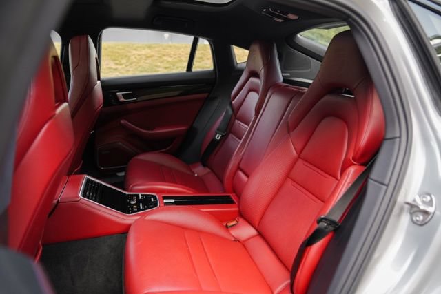 Used 2021 Porsche Panamera 4S w/ Premium Package AWD/4WD image 33