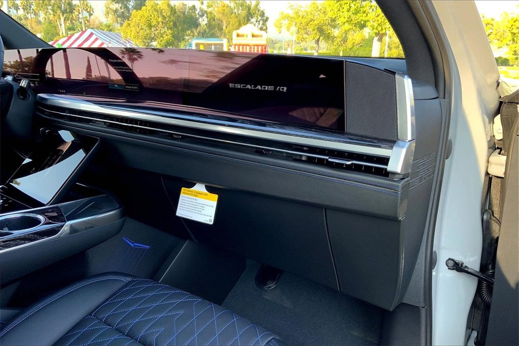 New 2026 Cadillac Escalade IQ Sport 1 image 33