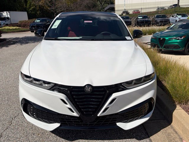 New 2026 Alfa Romeo Tonale w/ Red Premium Package AWD/4WD image 2