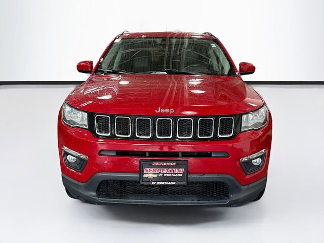 Used 2018 Jeep Compass Latitude w/ Cold Weather Group AWD/4WD image 4