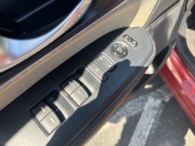 Used 2017 Honda CR-V EX image 12