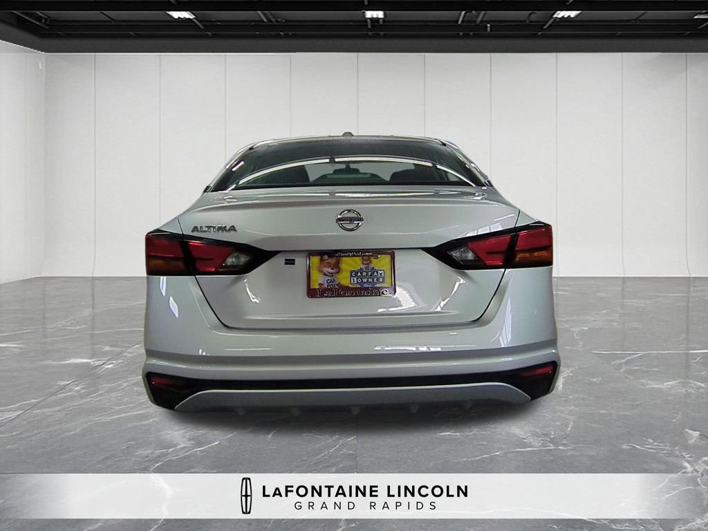 Used 2020 Nissan Altima 2.5 S image 4