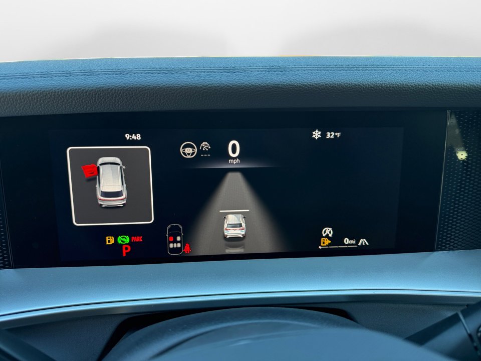 New 2026 Volkswagen Tiguan SE R-Line image 11