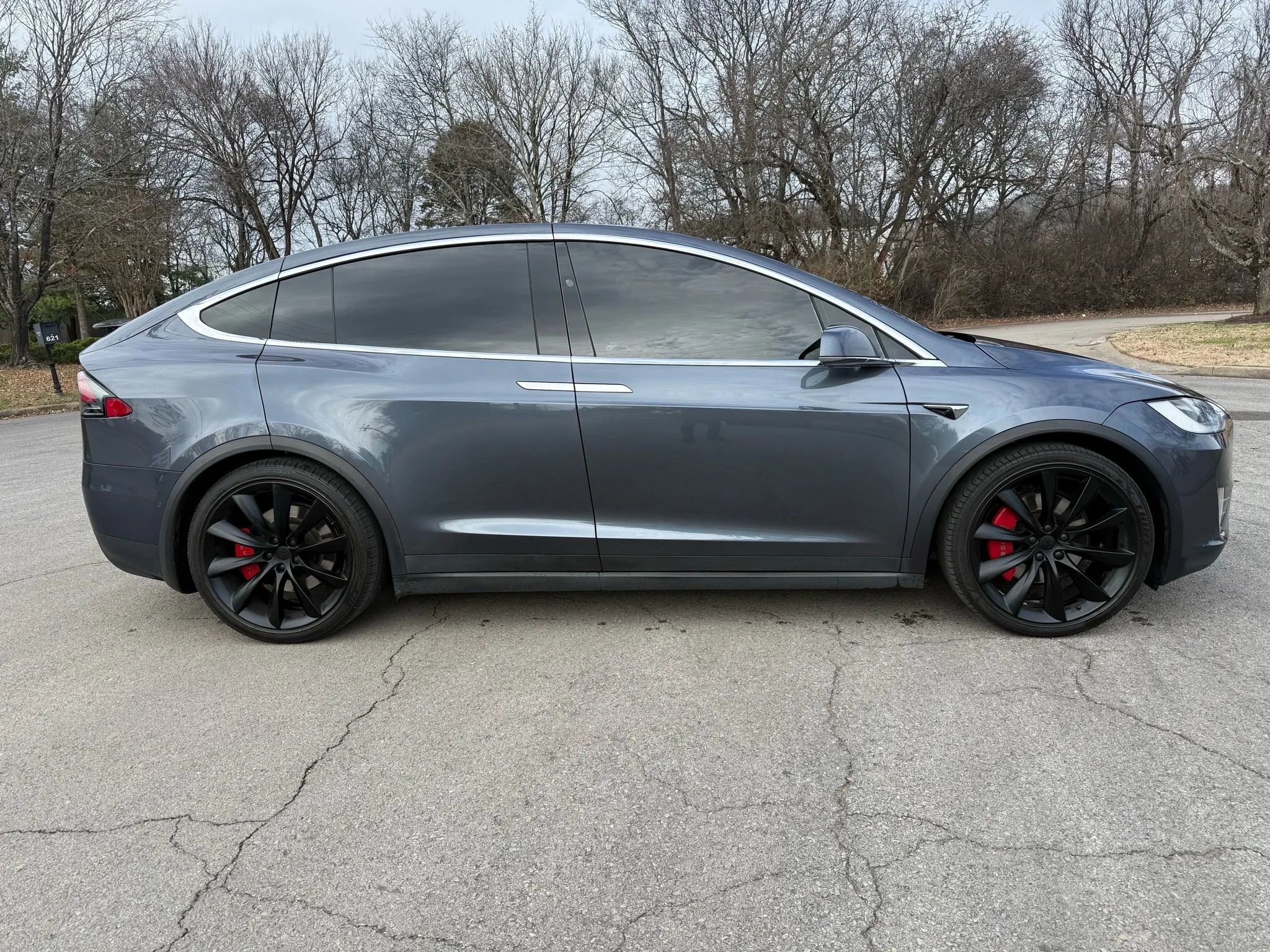 Used 2018 Tesla Model X 75D image 10