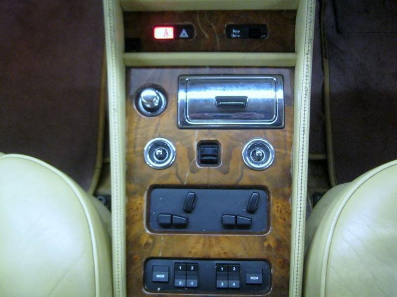 Used 1987 Bentley Turbo R RWD image 25