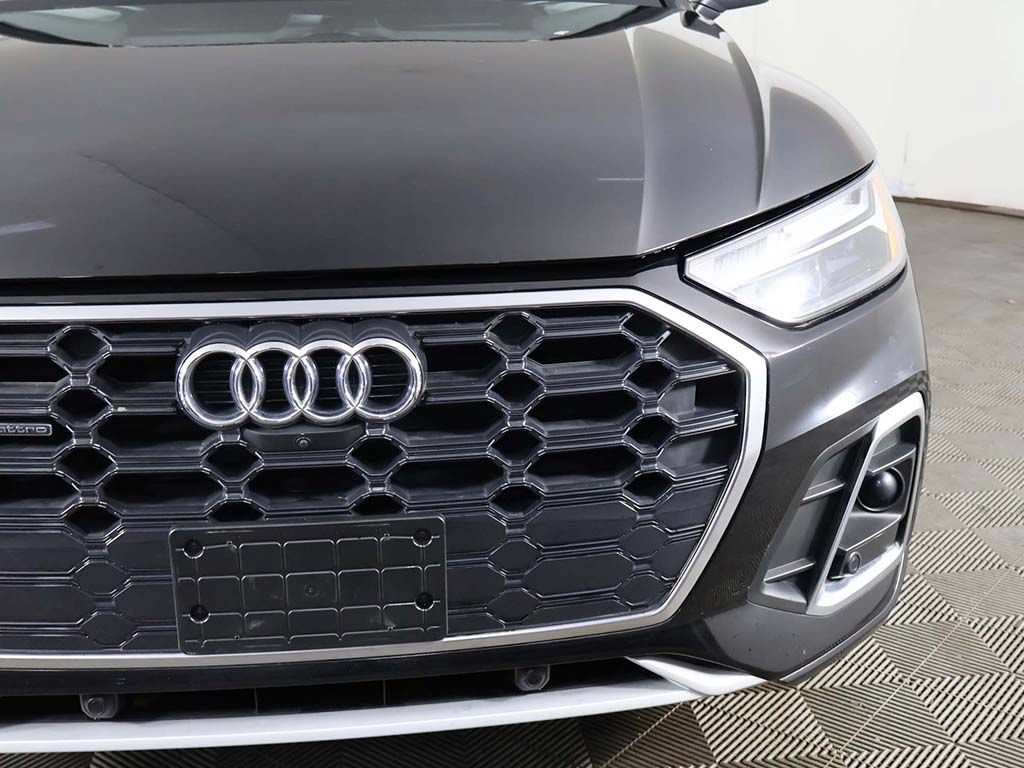 Used 2023 Audi Q5 2.0T Premium Plus w/ Premium Plus Package AWD/4WD image 16