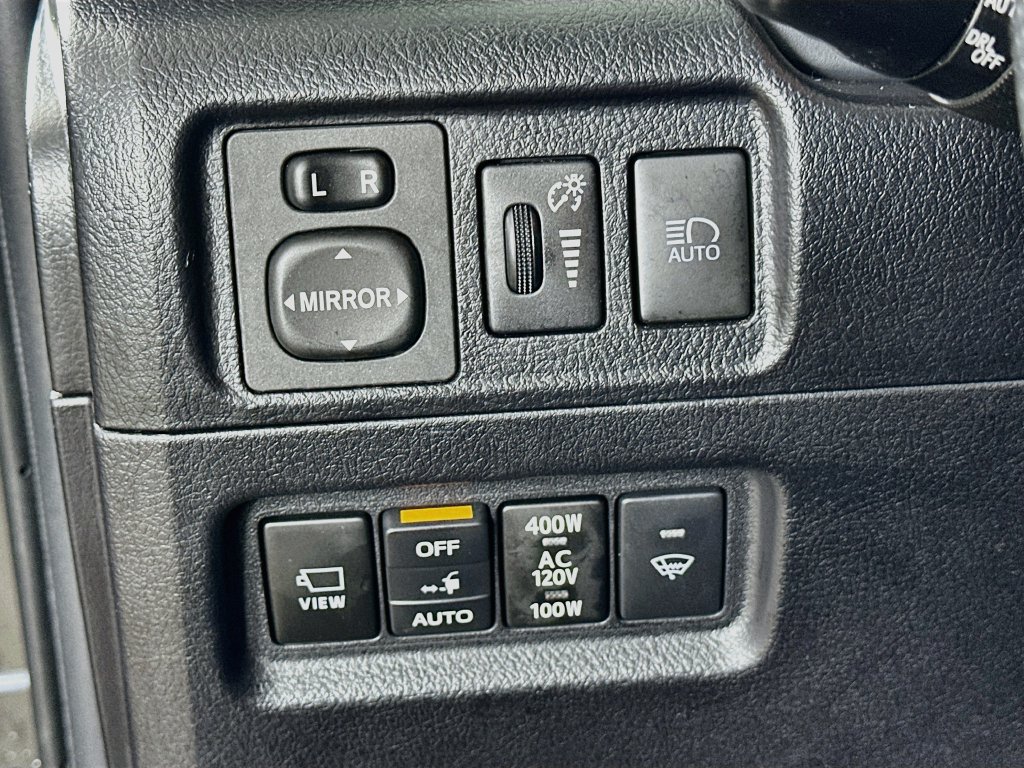Used 2023 Toyota 4Runner Limited AWD/4WD image 10