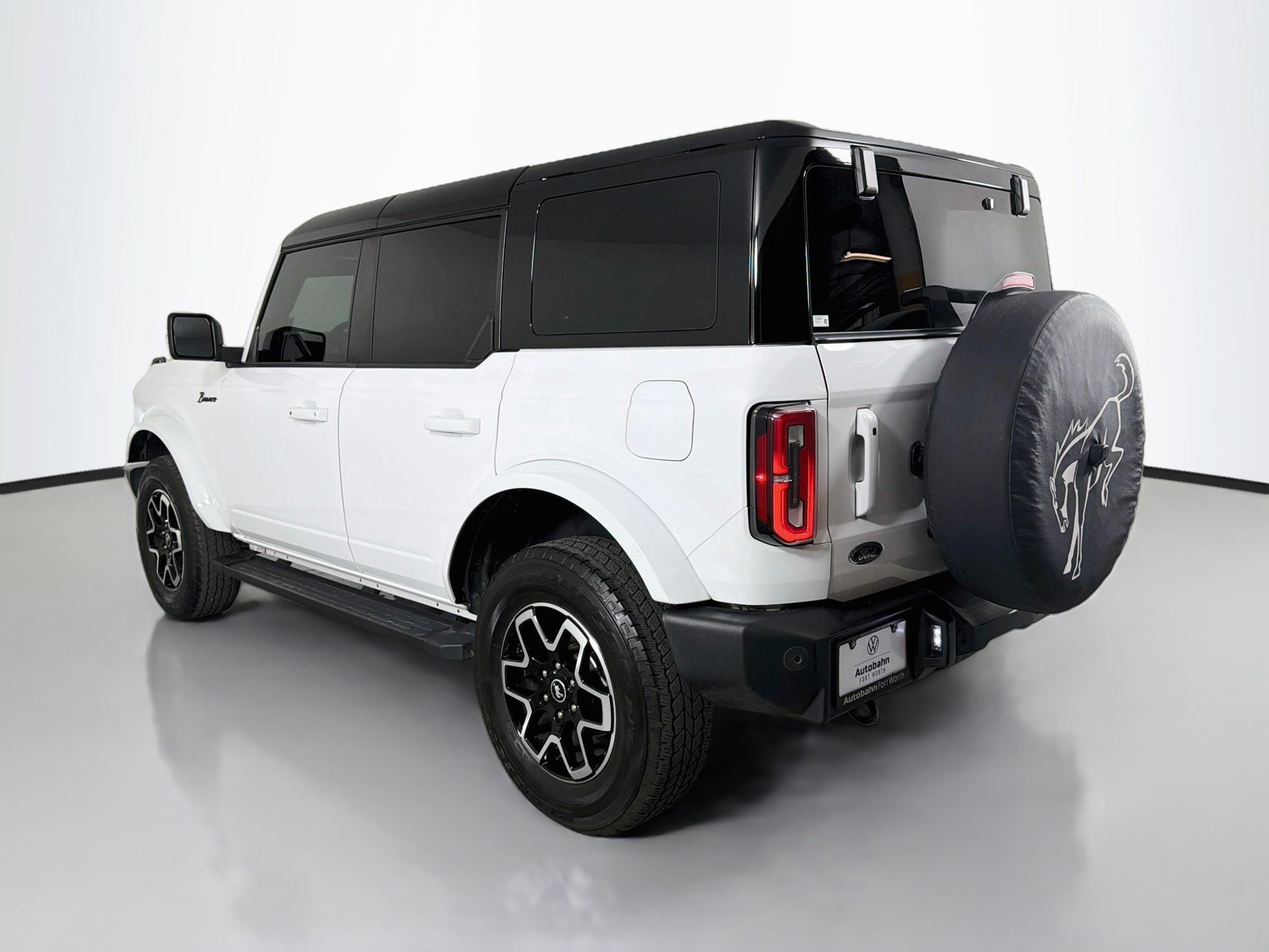 Used 2024 Ford Bronco Outer Banks AWD/4WD image 7