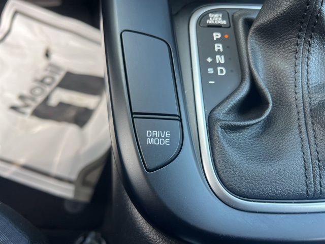 Certified 2025 Kia Soul LX w/ LX Technology Package FWD image 22