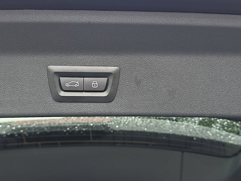 Used 2024 BMW X3 xDrive30i w/ Premium Package image 16