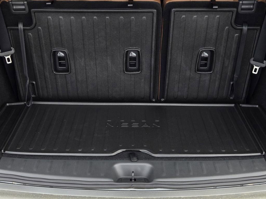 New 2026 Nissan Pathfinder Platinum image 10