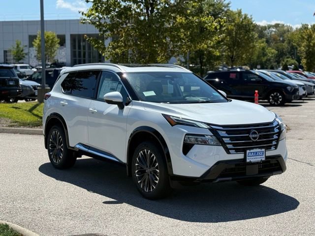New 2026 Nissan Rogue Platinum image 3