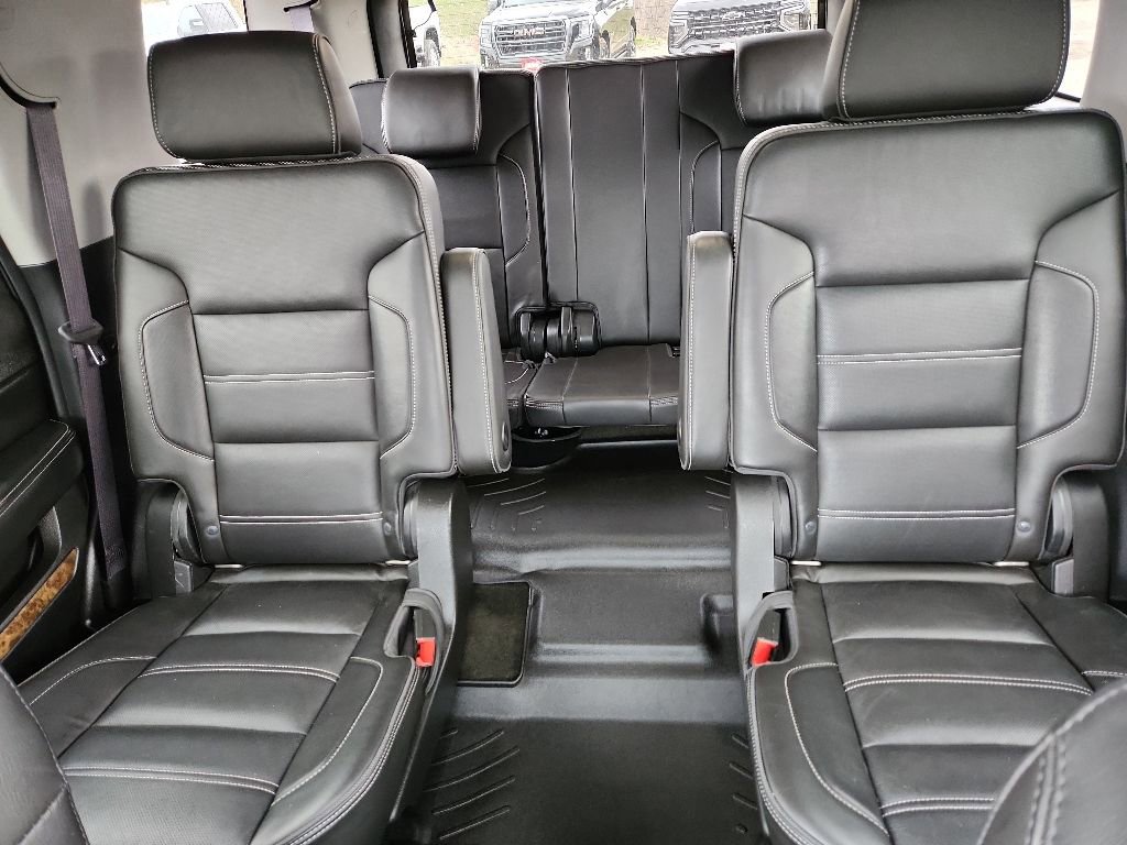 Certified 2016 GMC Yukon Denali w/ Open Road Package AWD/4WD image 34