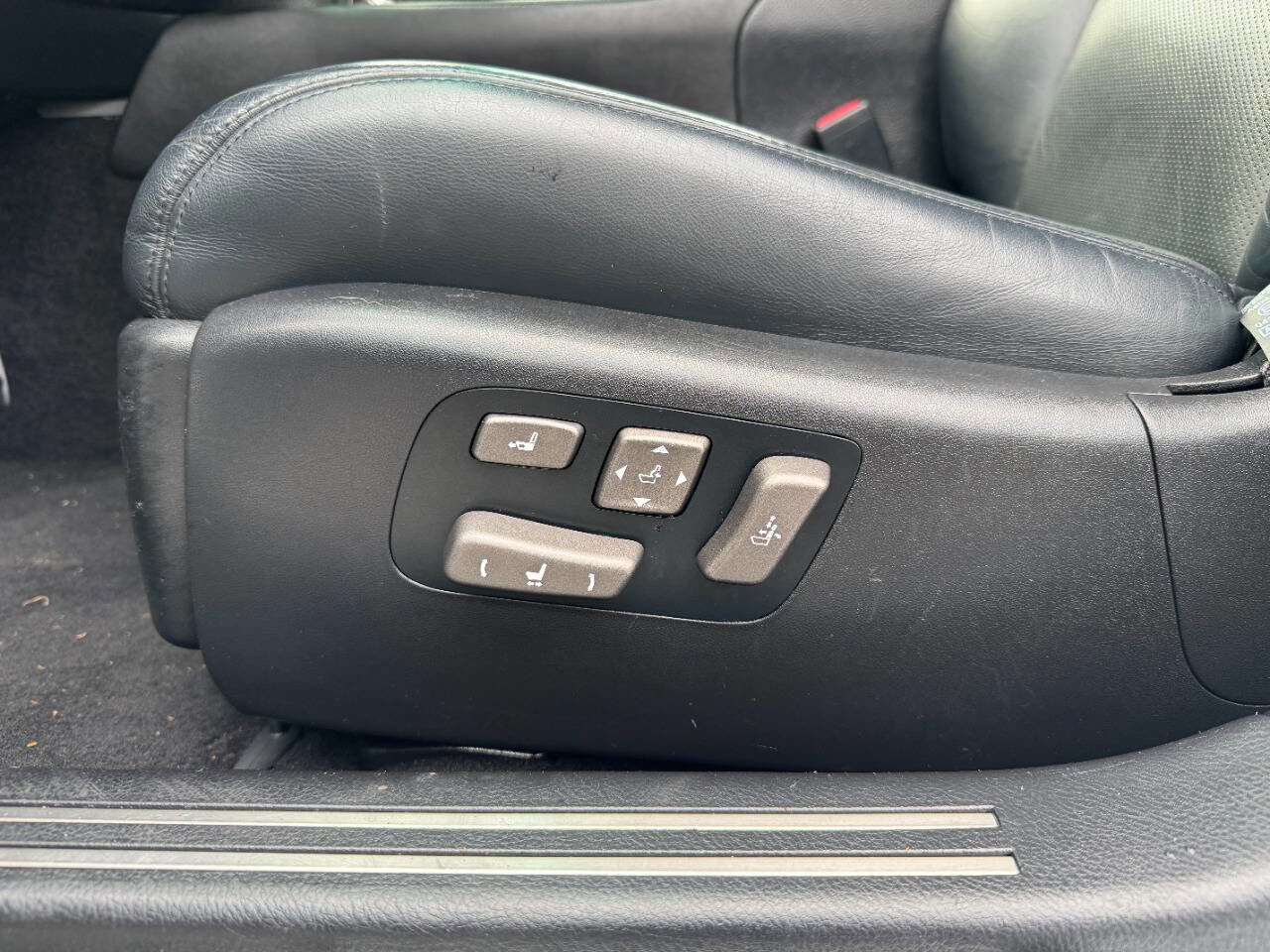 Used 2008 Lexus LS 460 L image 19