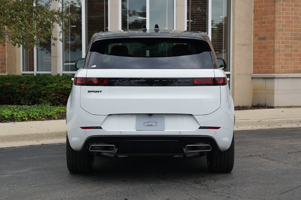 New 2026 Land Rover Range Rover Sport Dynamic SE AWD/4WD image 5
