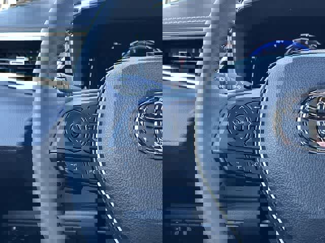 Used 2025 Toyota Corolla XSE image 8