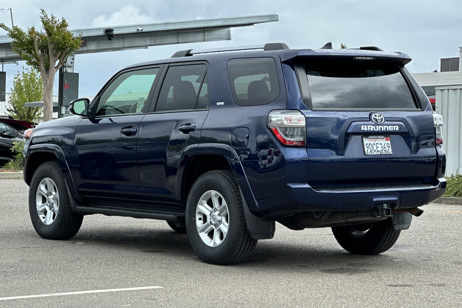 Used 2023 Toyota 4Runner SR5 Premium w/ Moonroof Package image 6
