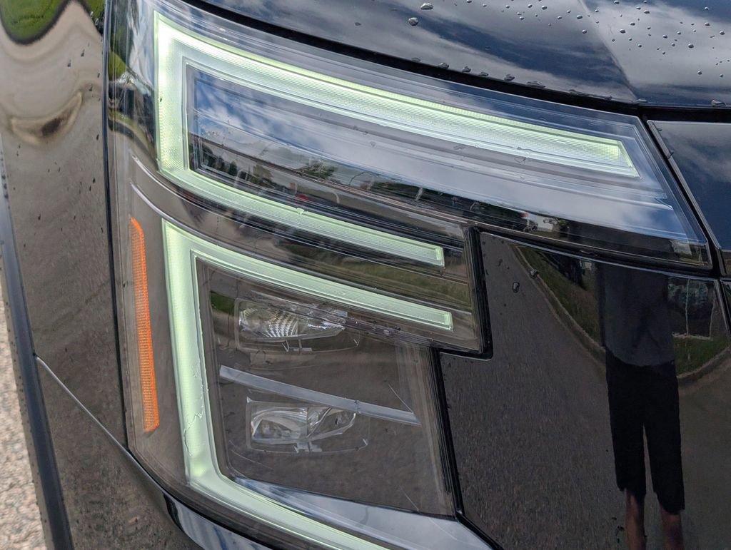 New 2025 Nissan Armada PRO-4X w/ Pro-4X Premium Package image 9