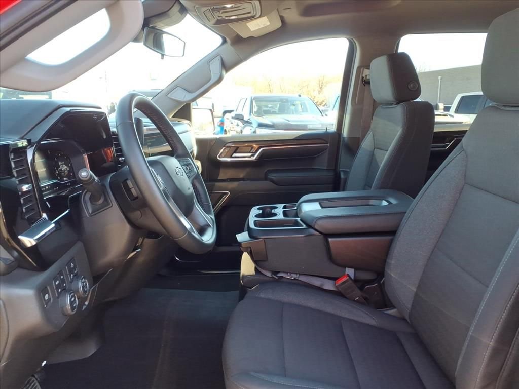 Used 2024 Chevrolet Silverado 1500 LT Trail Boss image 11