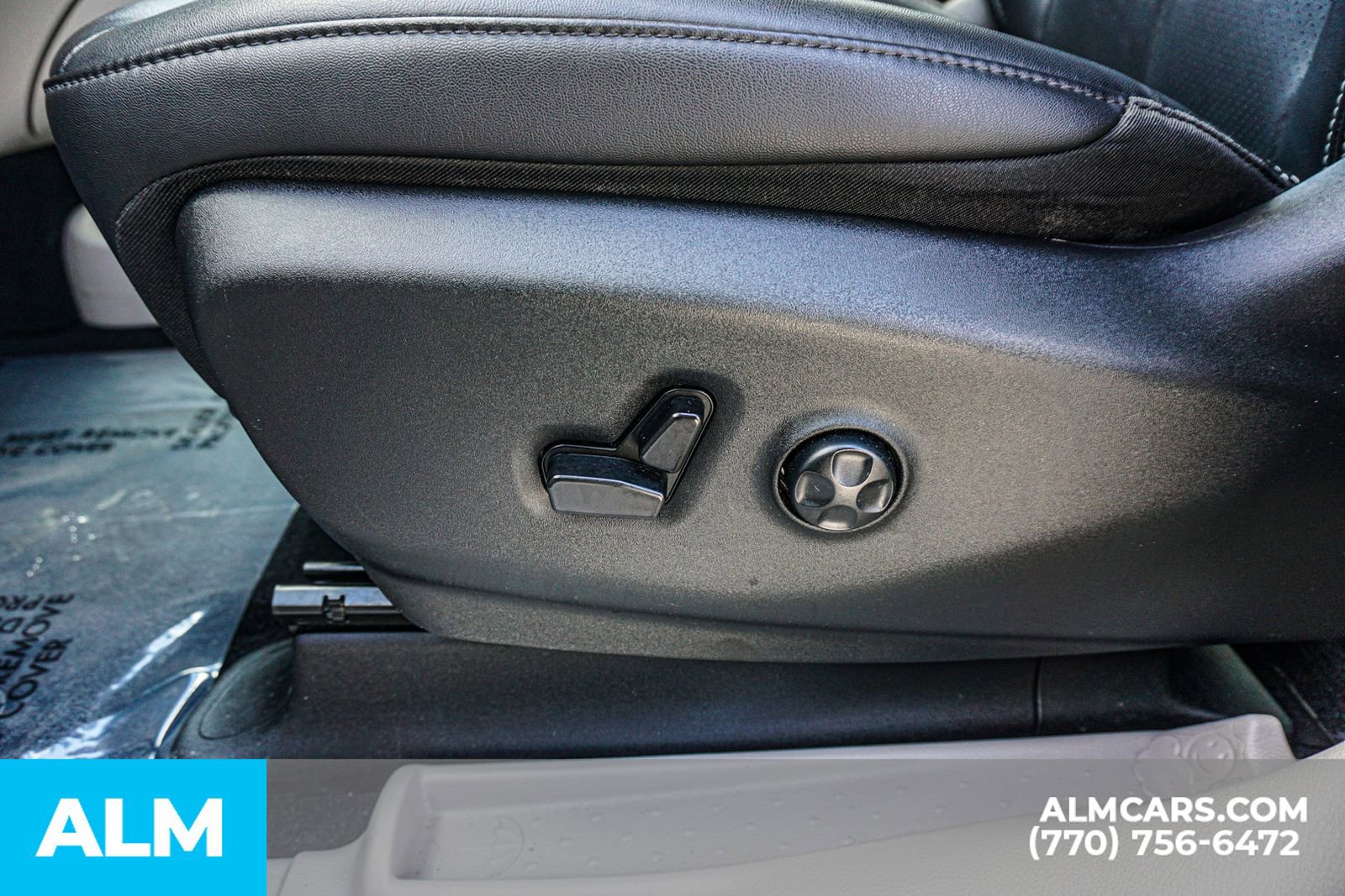 Used 2024 Chrysler Pacifica Touring-L image 36