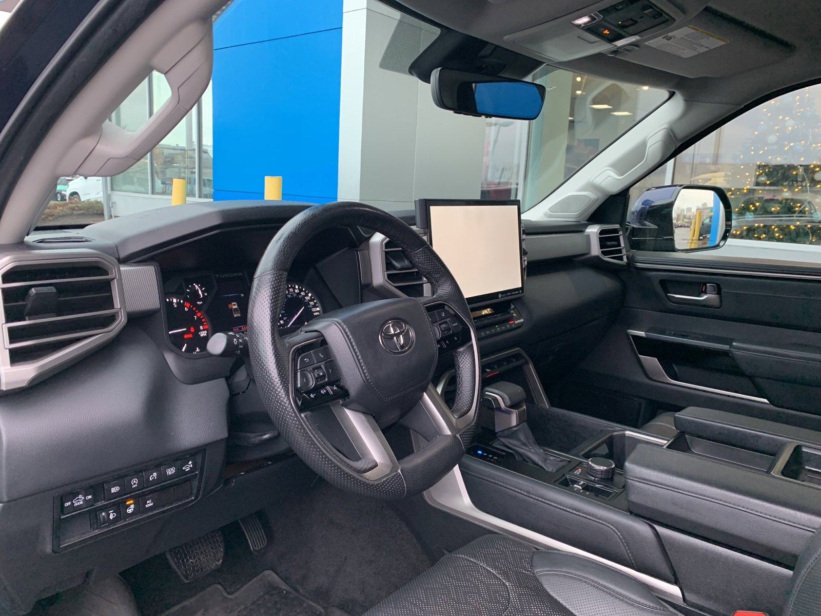 Used 2023 Toyota Tundra Limited image 21